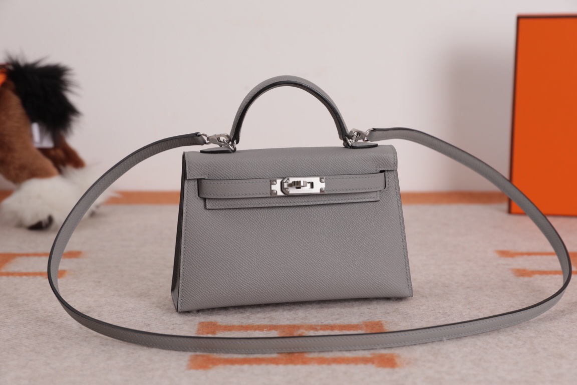 에르메스 미니 켈리백 그레이 은장 앱송